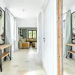 Castro Mesembria Boutique Nessebar