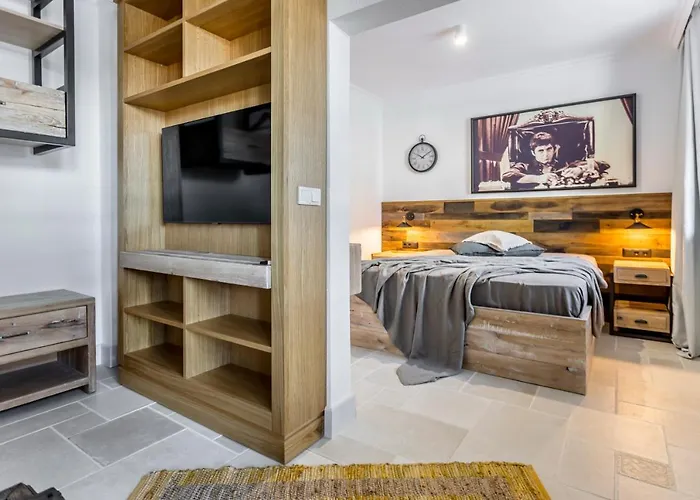 Castro Mesembria Boutique Отель *