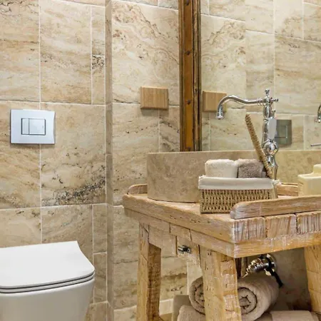 Castro Mesembria Boutique