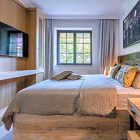 Castro Mesembria Boutique Hotell