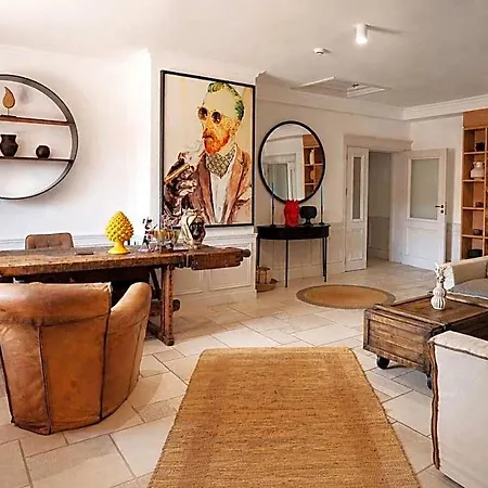 Castro Mesembria Boutique Hotell