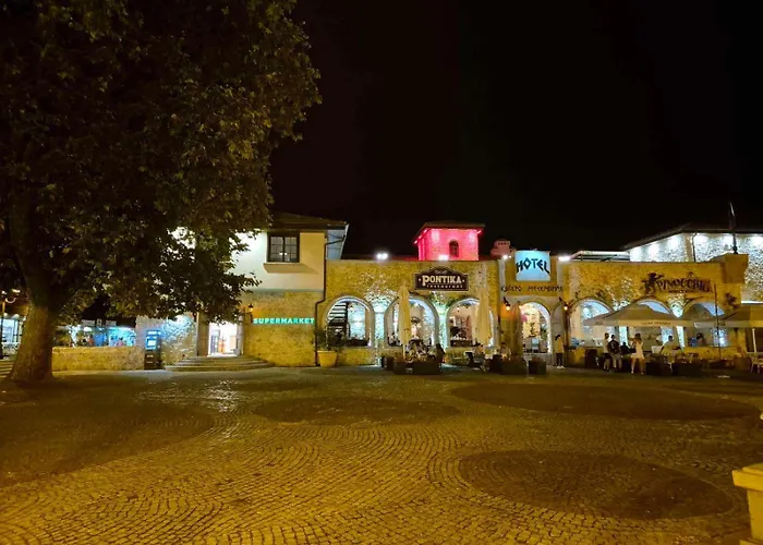 Castro Mesembria Boutique Хотел *