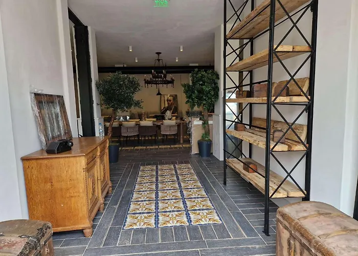 Castro Mesembria Boutique