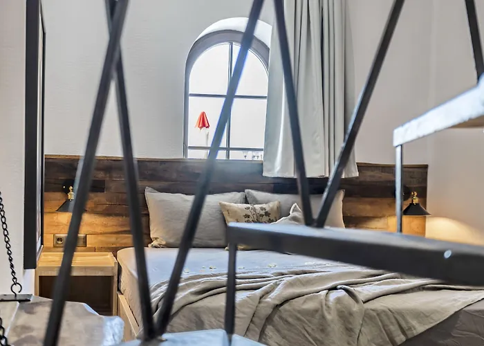 Castro Mesembria Boutique Nessebar